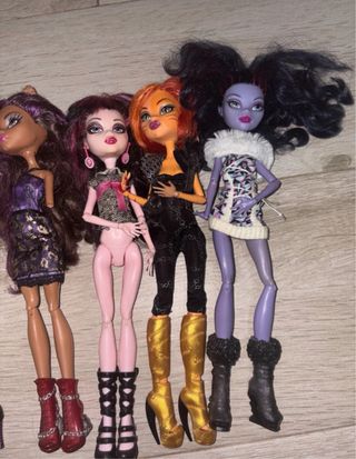 Lote 5 Muñecas Monster High