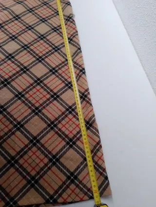 Falda midi cuadros beige talla 42