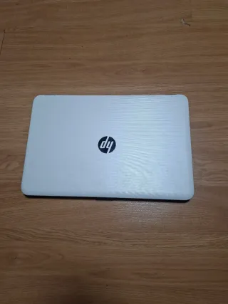 Portátil HP Notebook 15 Blanco