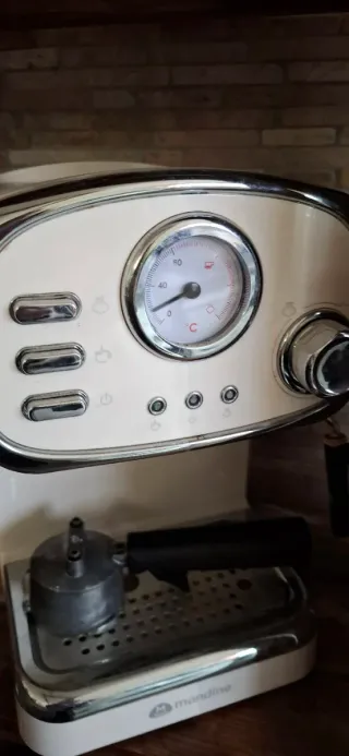 Cafetera Expreso Mandine