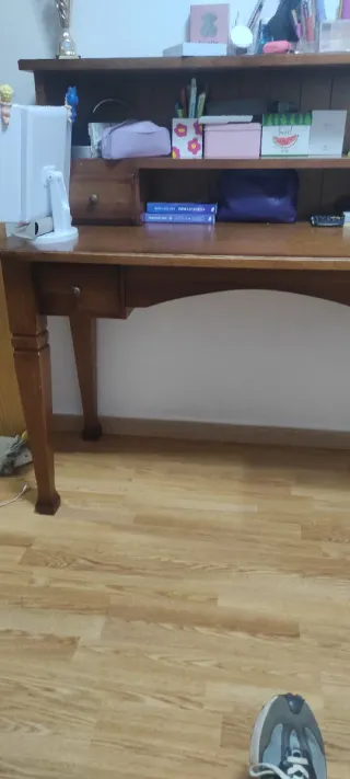 Dormitorio compl, armario, mesita  Escritorio,cama