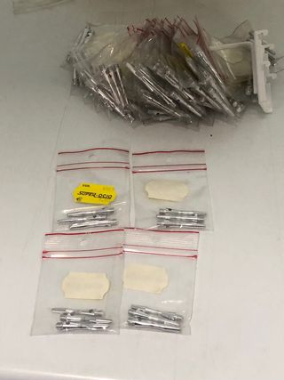 Lote 105 cañas aluminio 3,5cm plata para dardos