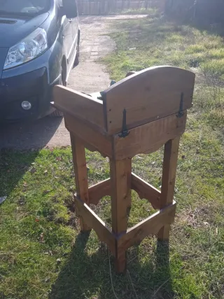 Juego de la Rana de Madera