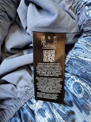 Blusa Guess Paisley Volantes Talla S