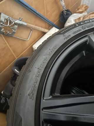 Neumáticos Invierno Hankook 225/50R17 98V