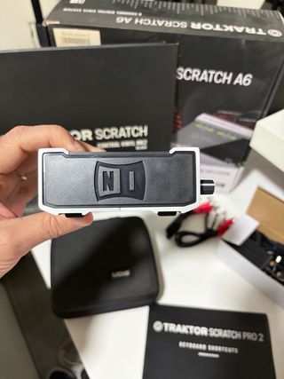 Traktor Audio 6 - Interfaz de Audio DJ