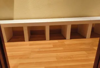 Estantería Librería Beige y Blanca