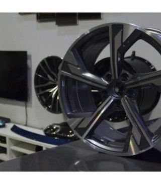 Juego de 4 Llantas 18 New RS5 Antracit AU047