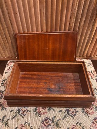 Caja de madera decorativa