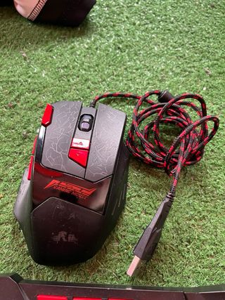 Teclado Gaming con Luces LED