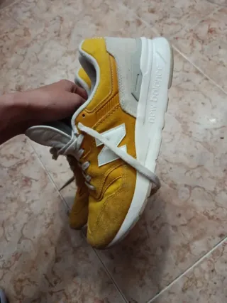 Zapatillas New Balance 997H Amarillas