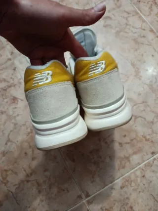 Zapatillas New Balance 997H Amarillas