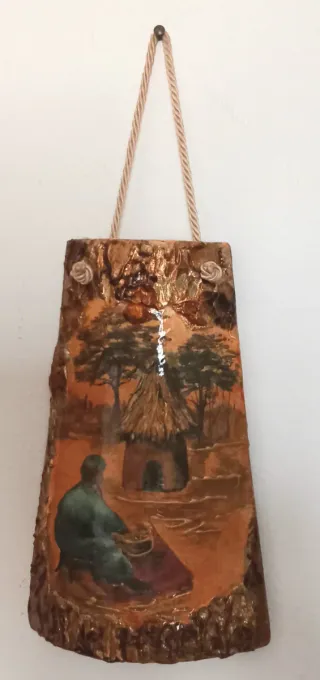 Tegola decorativa in coccio