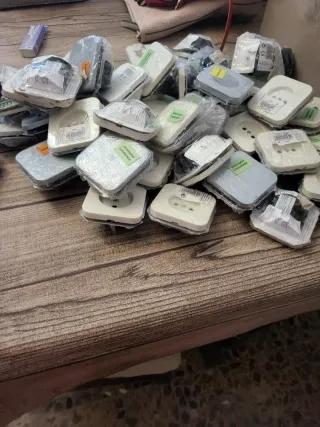 Interruptores y Enchufes Varios