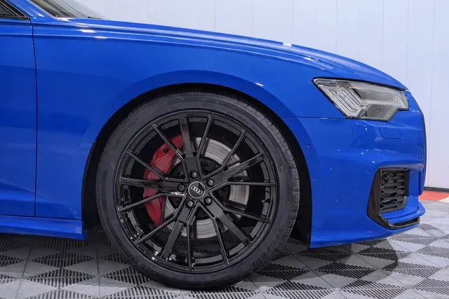 Audi A6 55 TFSI-E 367cv Competition look S6