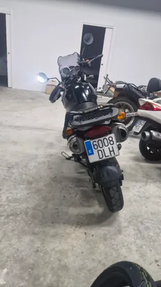 Moto Trail BMW F650GS Negra