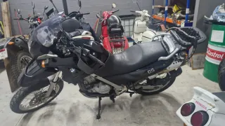 Moto Trail BMW F650GS Negra