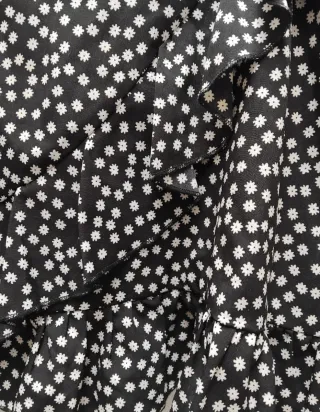 Falda Shein negra estampada floral