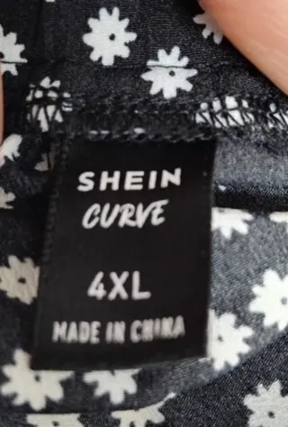 Falda Shein negra estampada floral