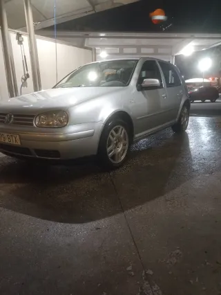 Volkswagen Golf 2002
