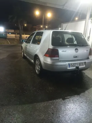 Volkswagen Golf 2002