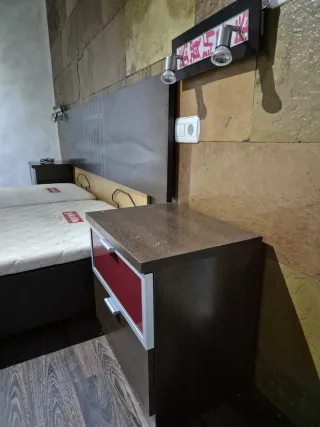 OFERTA! 2mesitas+cabecero+comoda+lamparas+estanter