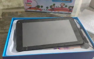 Tablet Infantil 7 Impecable marca Kyd's story