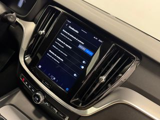 Volvo V60 B4 D PLUS DARK AUTO