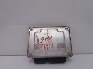 Seat 039906012fk centralita motor uce leon 1137211