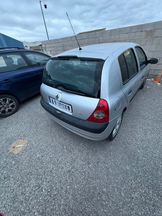 Renault Clio 2005