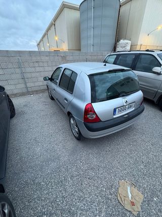 Renault Clio 2005