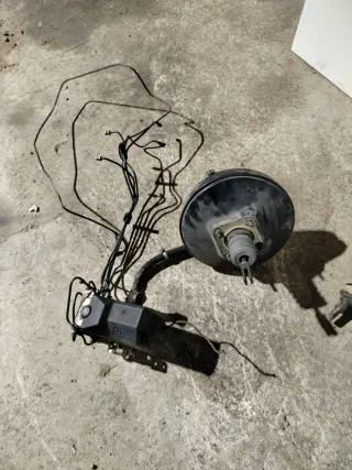 Despiece BMW E30 - Frenos ABS