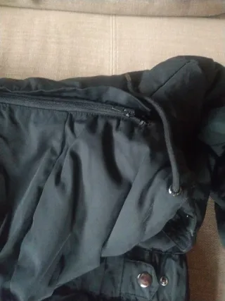 Parka acolchada de 52% plumas . Mujer Talla M