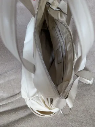 Bolso Bimba y Lola, color blanco roto