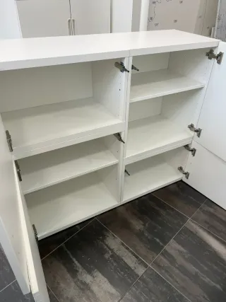 Armario moderno blanco