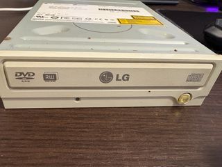 Lote Intel Pentium 4 3.00GHz, RAM, Placa Base