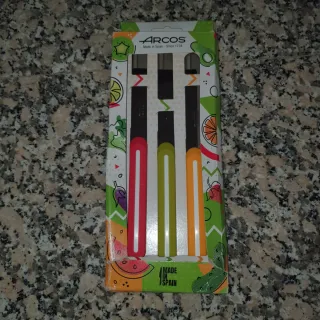 Set coltelli Arcos in acciaio inox per frutta e verdura