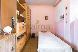 Ático en venta en Pacífico en Madrid