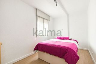 Ático en venta en Pacífico en Madrid