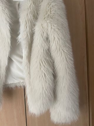 Chaqueta de pelo blanca Talla S