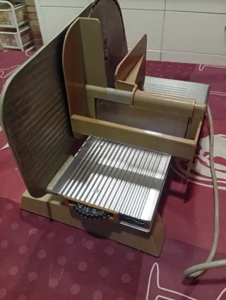 Cortador de fiambre eléctrico