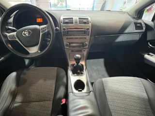 Toyota Avensis 120D Advance (2011) - Muy cuidado