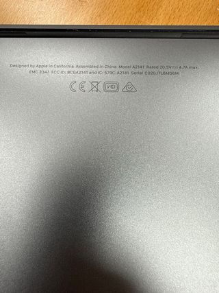 MacBook Pro 16 i7 16GB RAM 512GB SSD 5300M 4GB