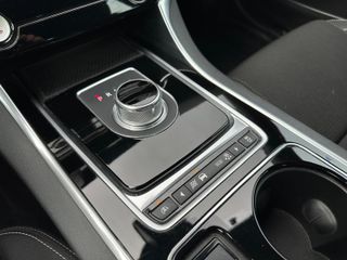 JAGUAR XE R-SPORT 180CV