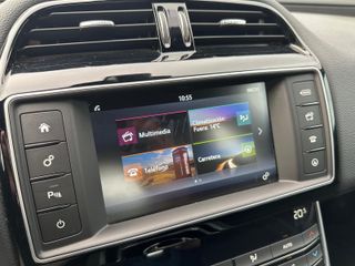 JAGUAR XE R-SPORT 180CV