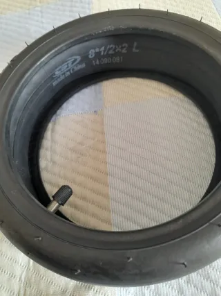 Rueda 8 1/2 X 2 para patinete eléctrico