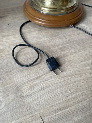 Lampada da terra vintage in legno e metallo