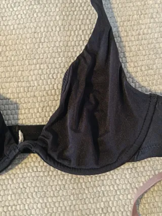 Conjunto de 2 Sutiãs Preto e Bege