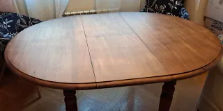 Mesa de comedor redonda de teca