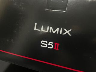 Panasonic Lumix S5II + Lente 20-60mm